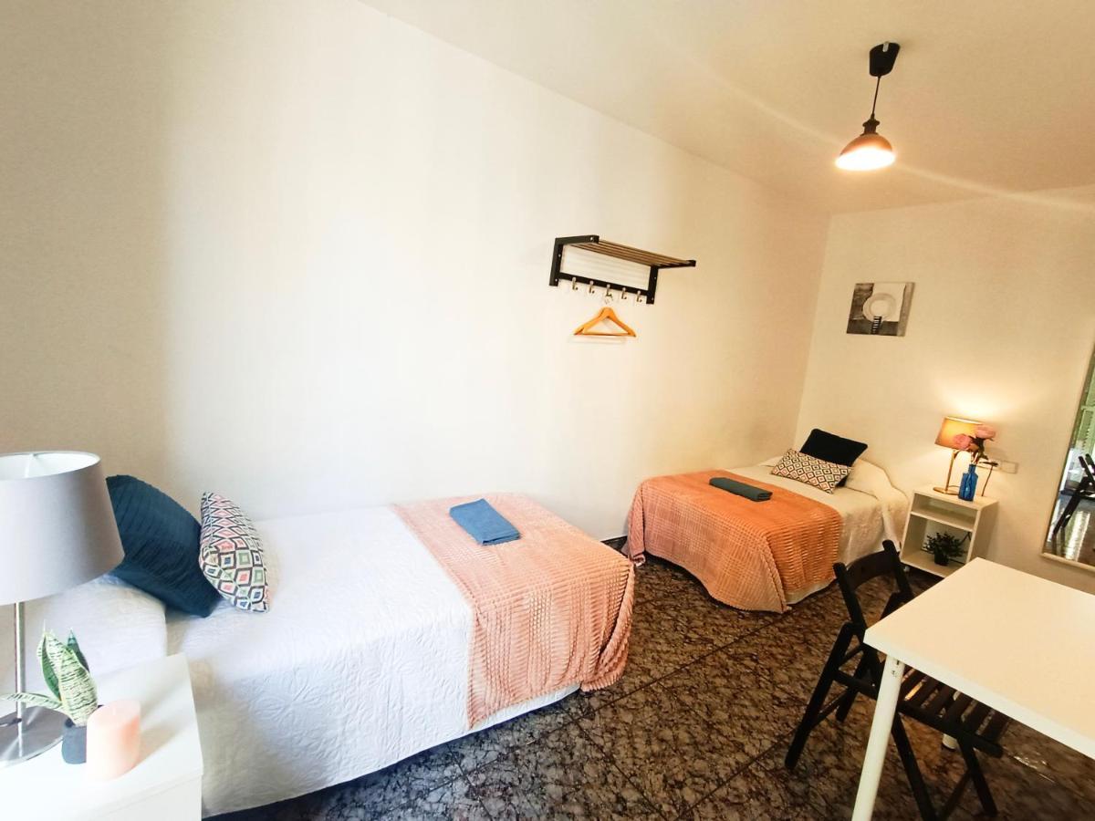 By Plaza Urquinaona Rooms Barcelona Exteriör bild